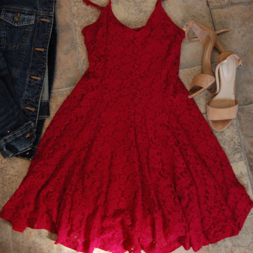 AE Swingy Lace Dress